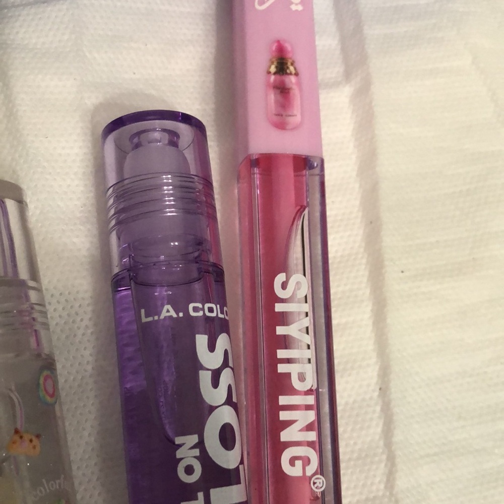 Makeup Brush Set & Lip Glosses bundle 5 items NWT - Picture 4 of 6